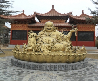 山東濰坊銅大佛